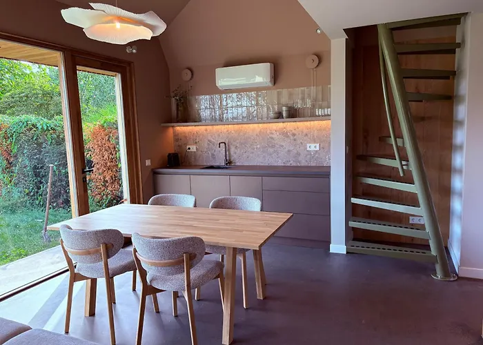 Buitenhoudt 3* Vinkel