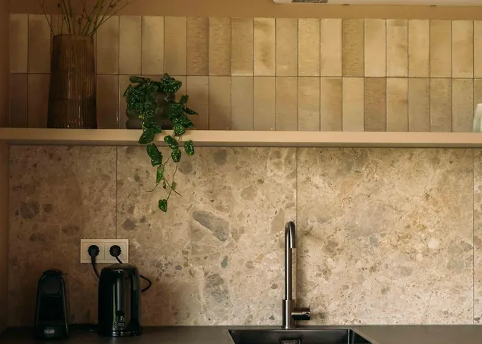 Buitenhoudt 3* Vinkel