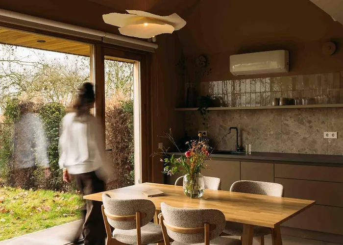 Buitenhoudt 3* Vinkel