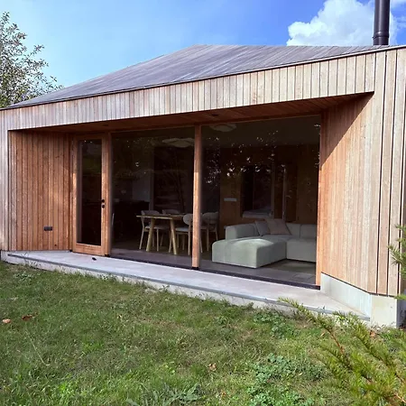 Buitenhoudt 3* Vinkel