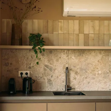 Buitenhoudt 3* Vinkel