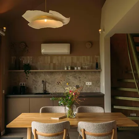 Buitenhoudt 3* Vinkel