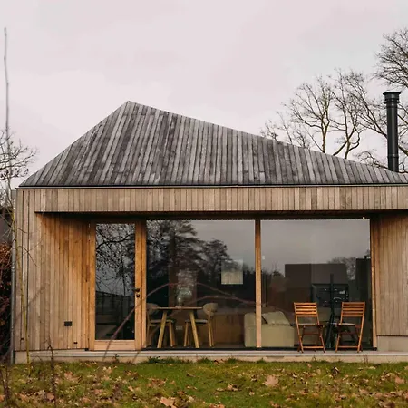 Bed & Breakfast Buitenhoudt 3*